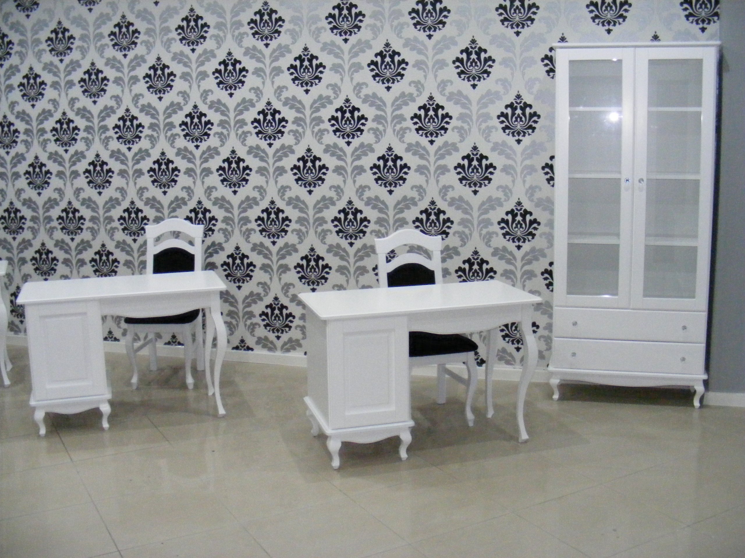 KOZMETICKÝ GLAMOUR pracovný stôl BIELY - od výrobcu.