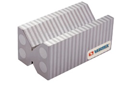 Magnetický dlhý hranatý blok 109x58x46 mm.