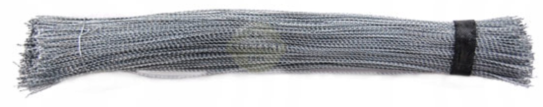 Tesniaci drôt L-300 mm fi 0,6 x 0,3 mm (asi 1 kg)