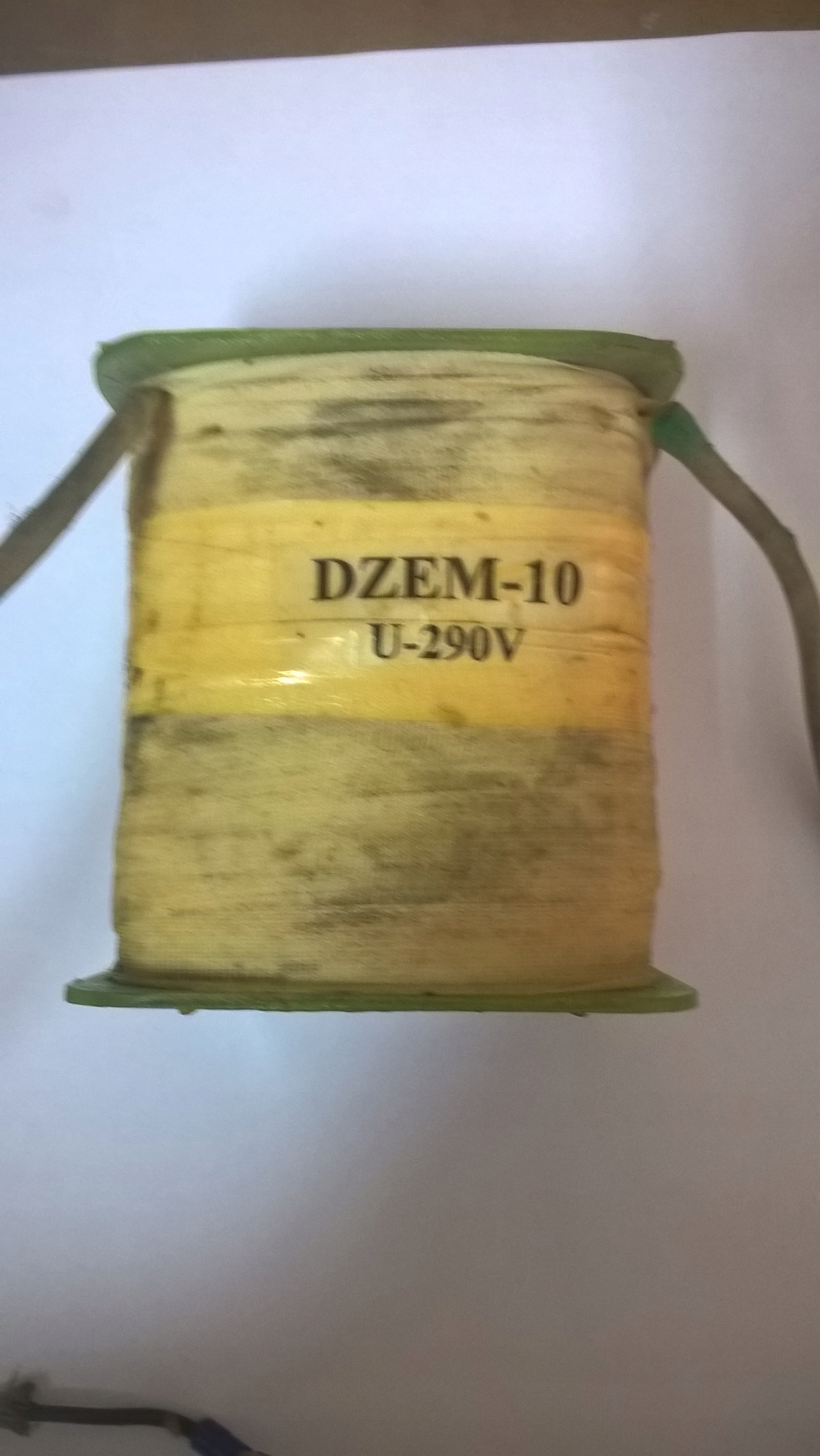 Dzem-10/3 CIEVKA 500V