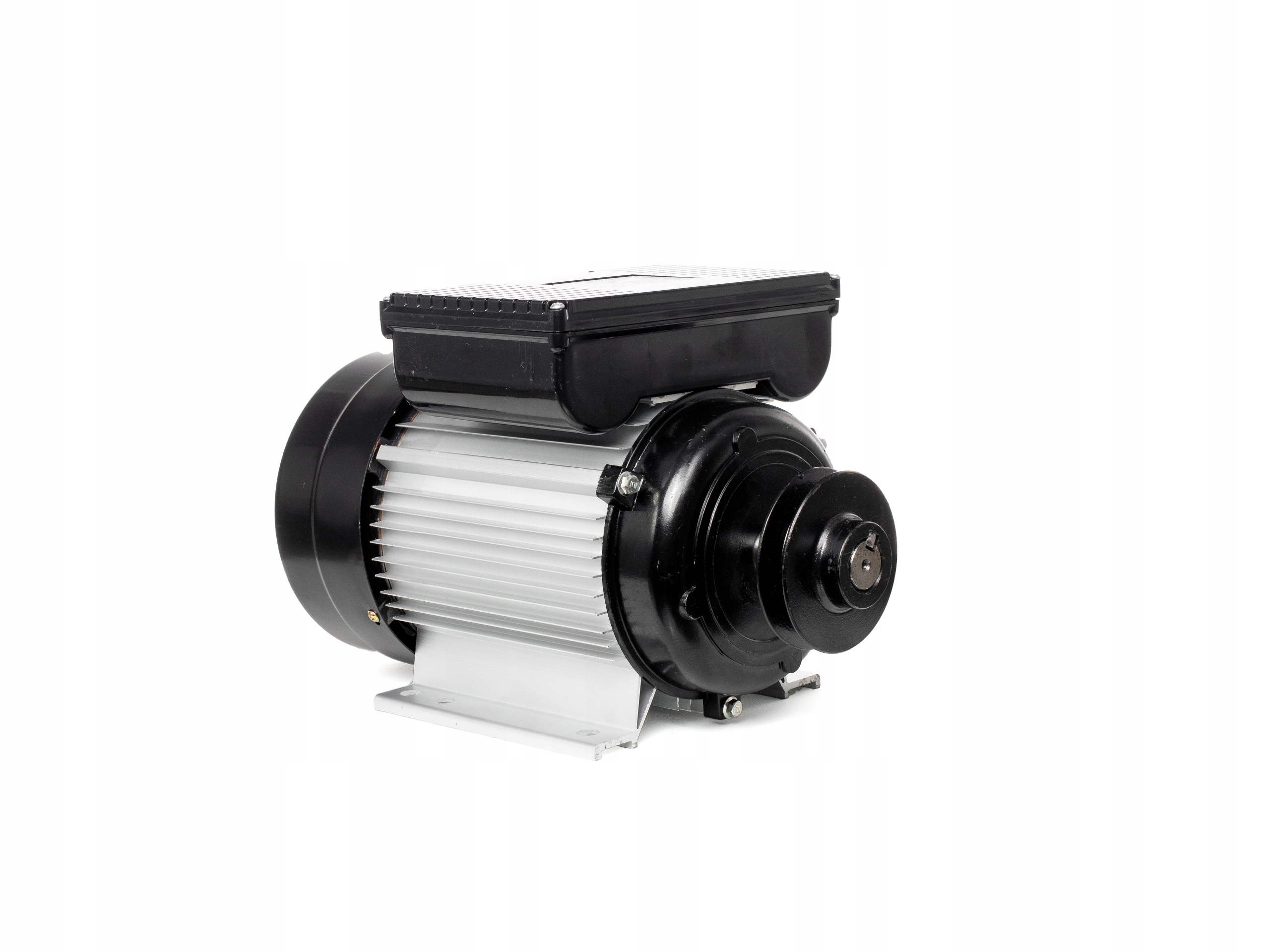 ELEKTRICKÝ MOTOR 2,2KW 230V 3KM 2800/min 1FÁZ.