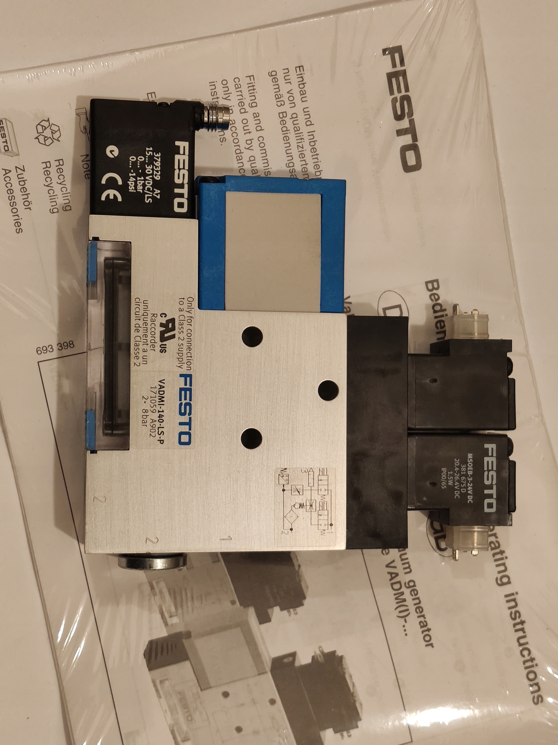 Vákuový generátor FESTO VADMI-140-LS-P