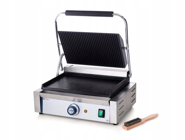 Kontaktný gril Panini - drážkovaný-hladký