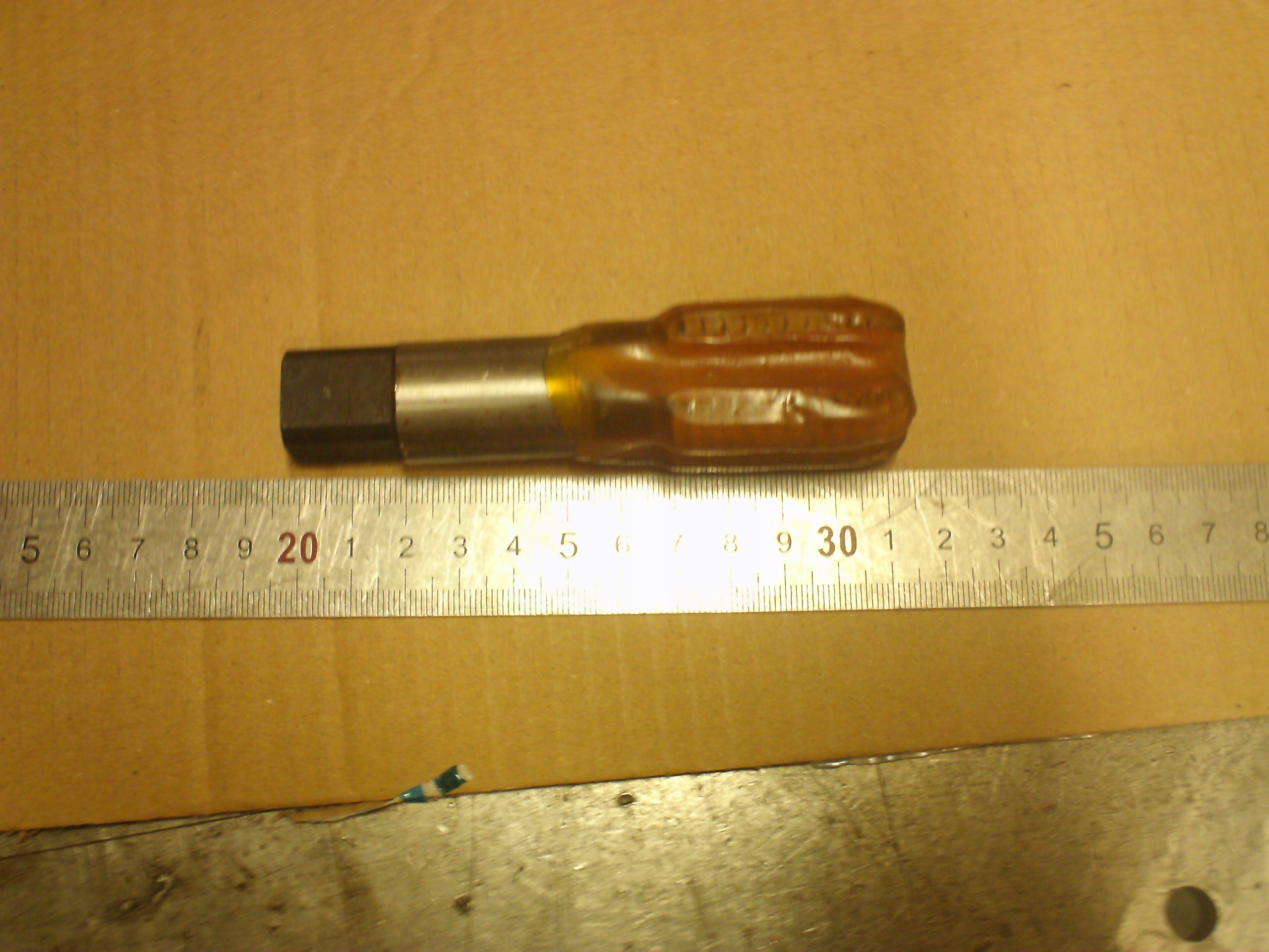 1 palcové kohútik 1/8 "-7 9/8" UNC