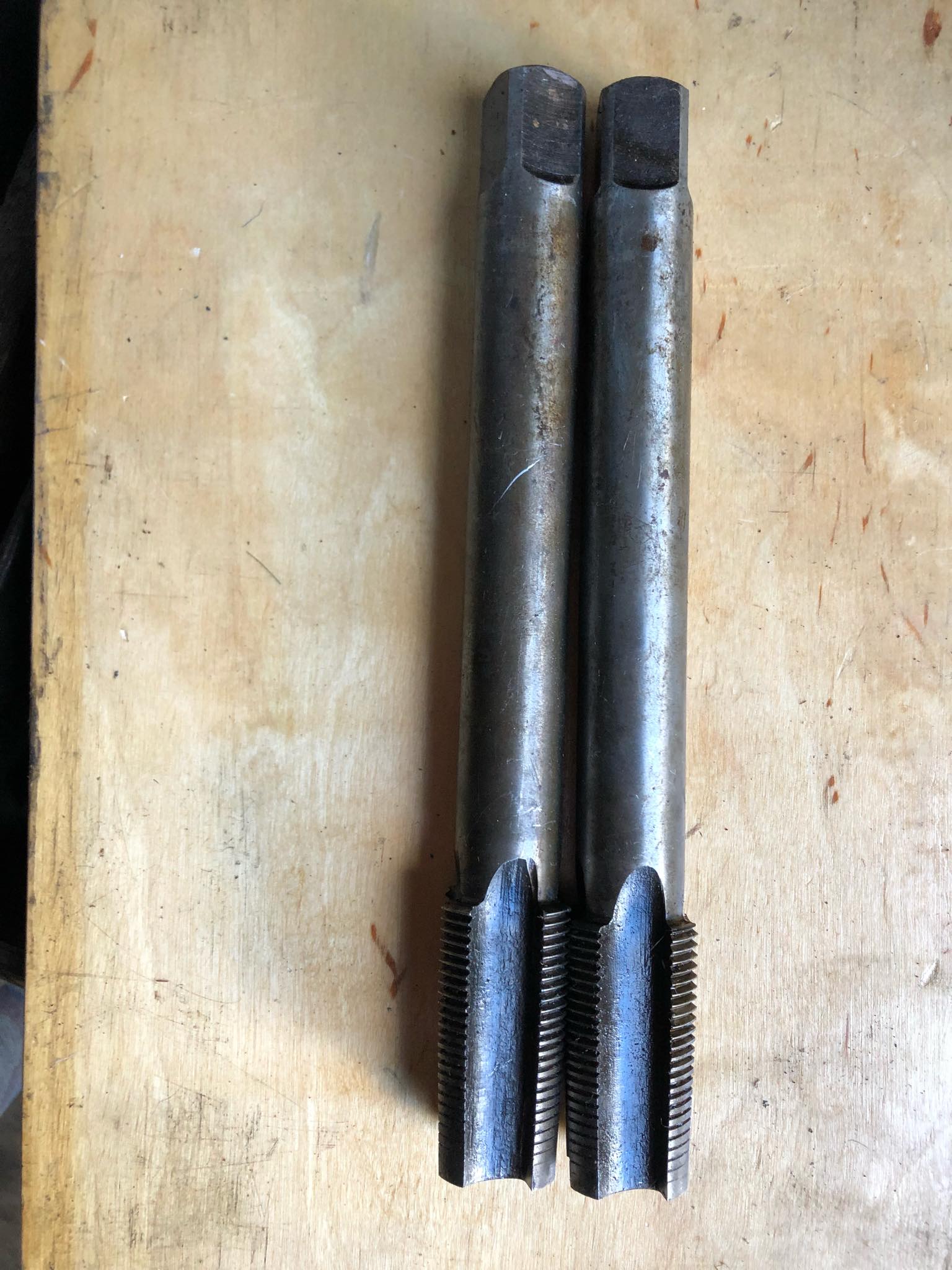 Strojový závitník M 30x1,5 FWP, F / V