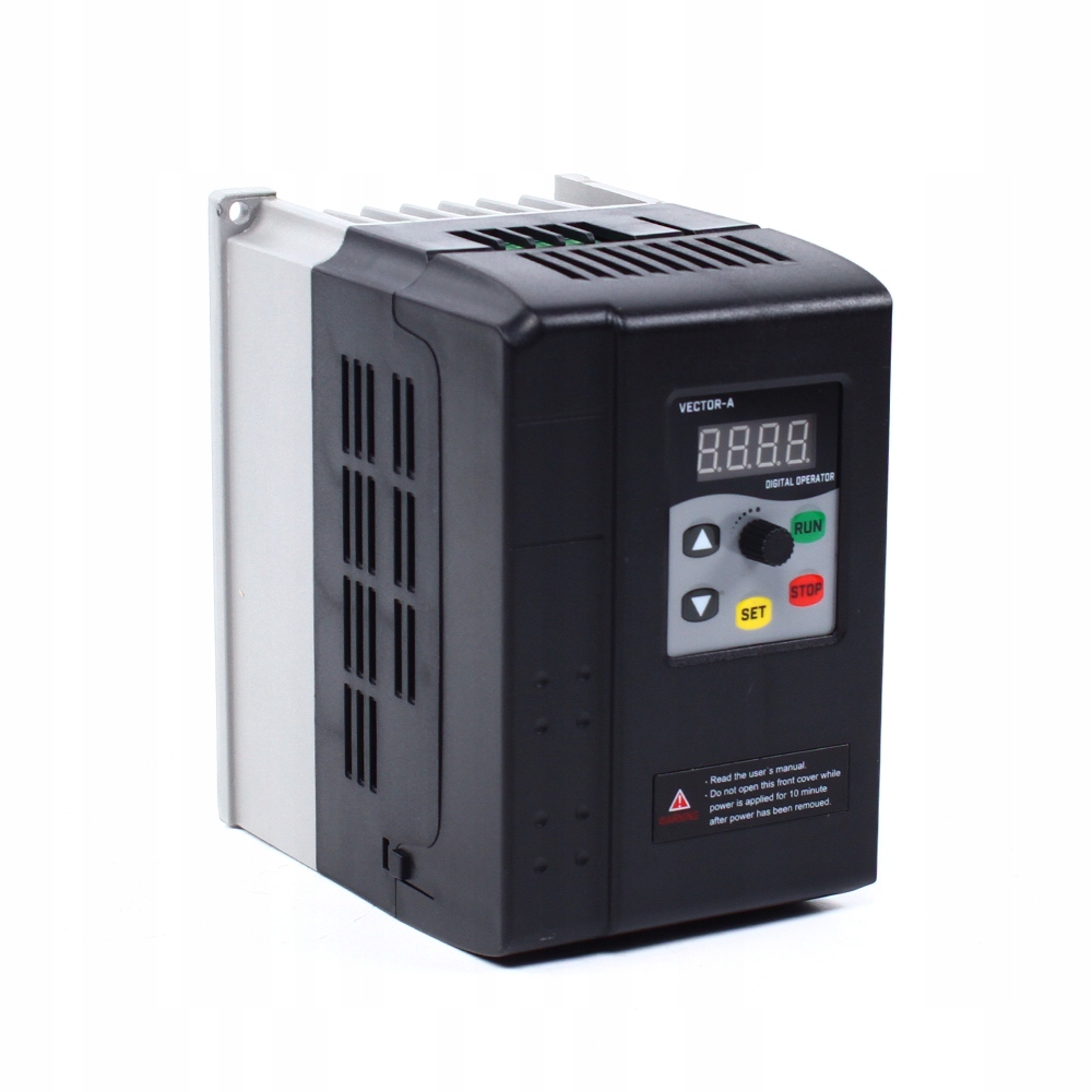 INVERTOR 380V 1,5KW 3 FÁZOVÉ 4,1A