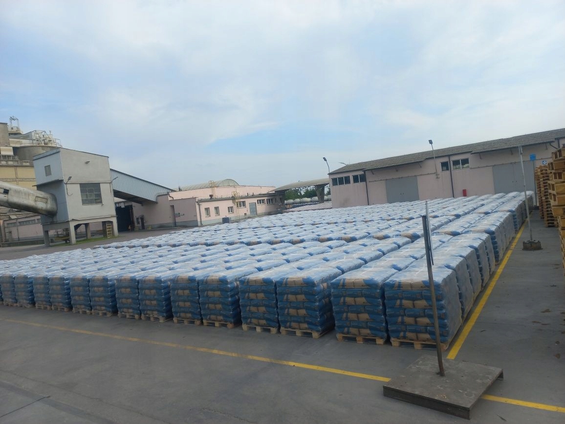 Stavebný cement Warta Super 25kg