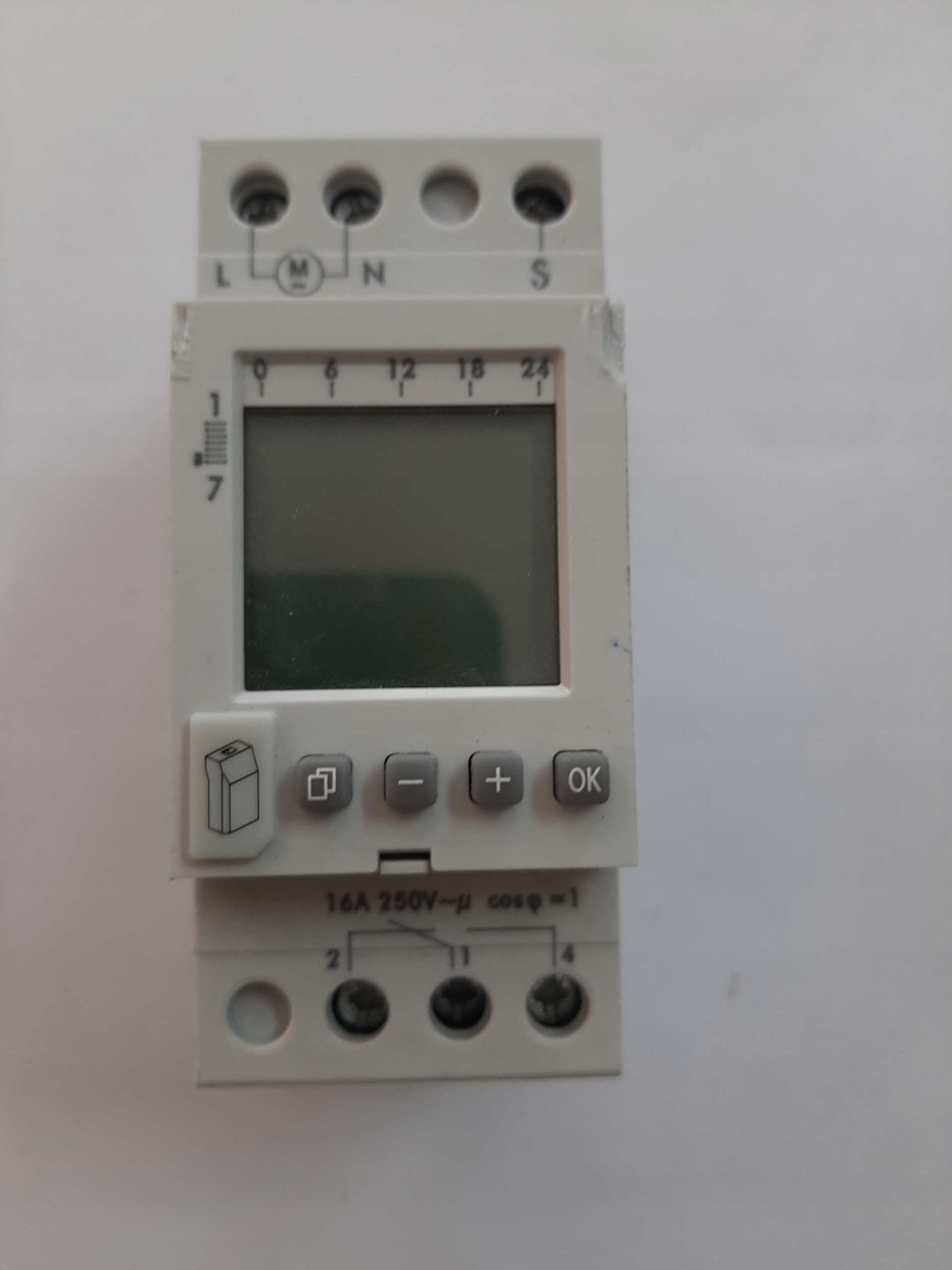 LEGRAND 412654 R5a-ZOT Digitálny programátor 230V