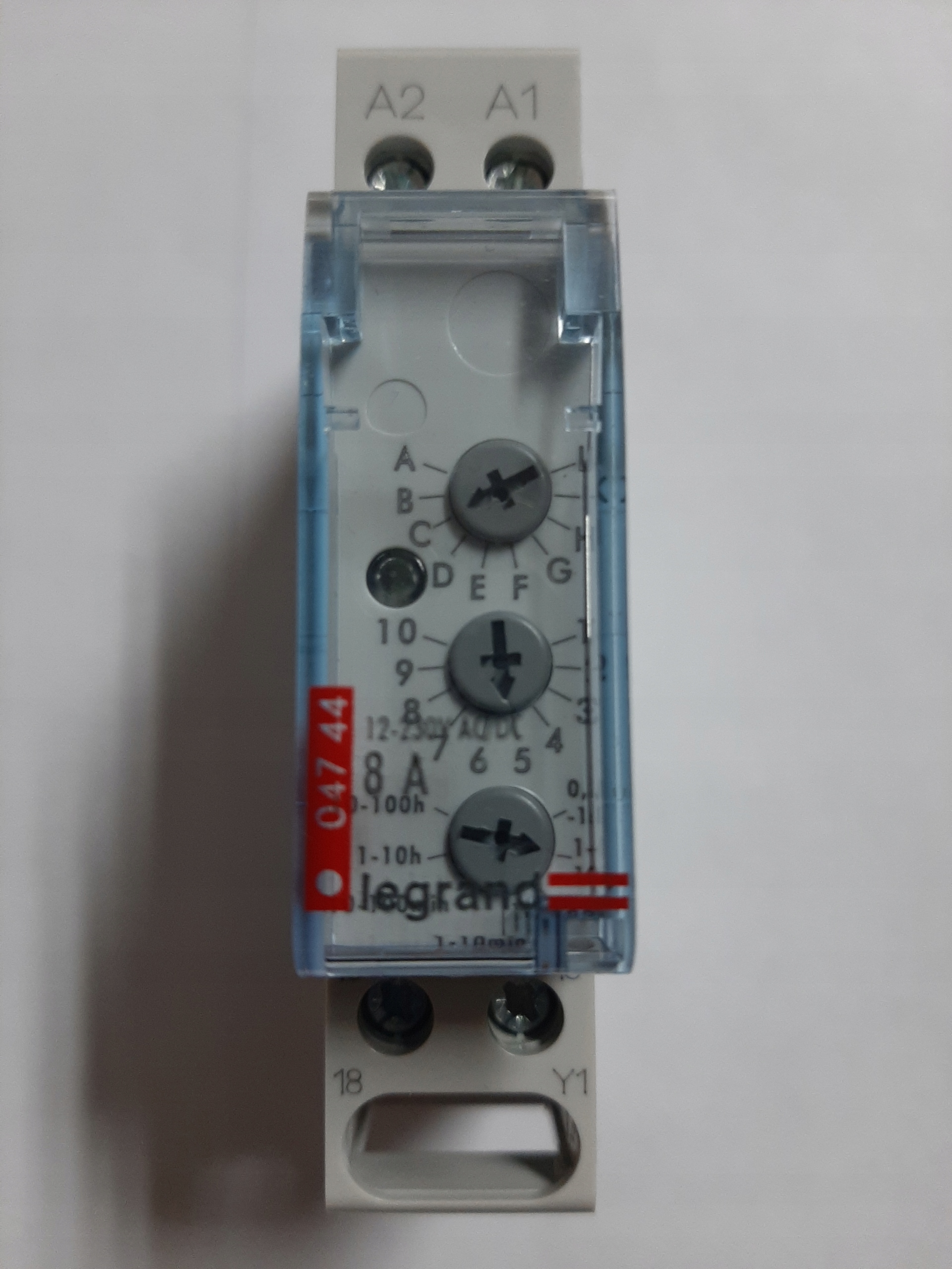 Legrand REX2000TR1m Časové relé 12-230V