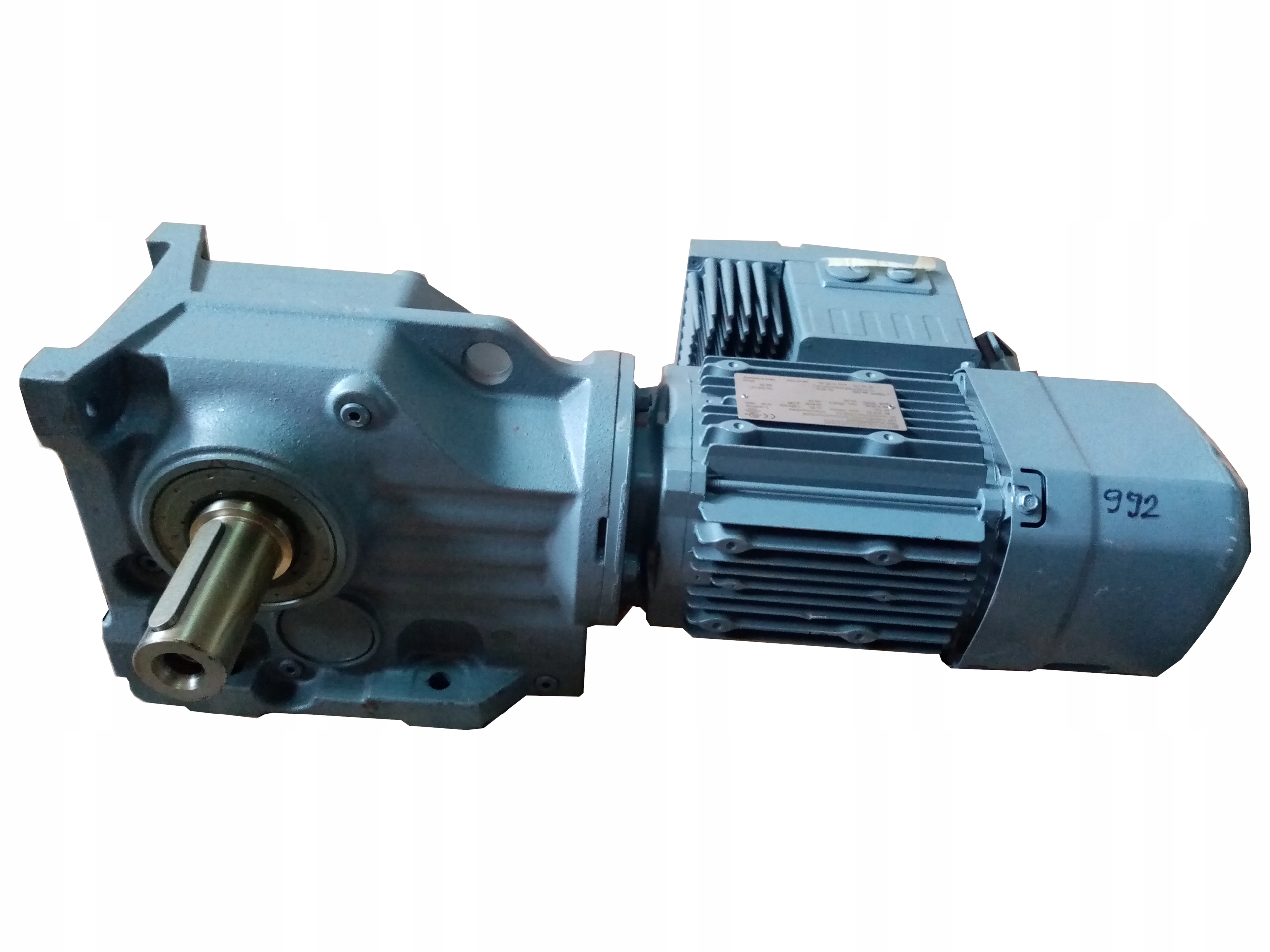 Motor s prevodovkou SEW 0,75-0,15kw 11-2,3 ot./min. Brzdy