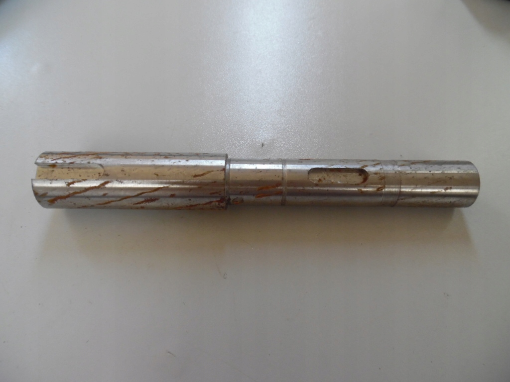 Muller martini Hriadeľ S 0,6 RÚROVÝM ZÁVITOM 30X220 mm