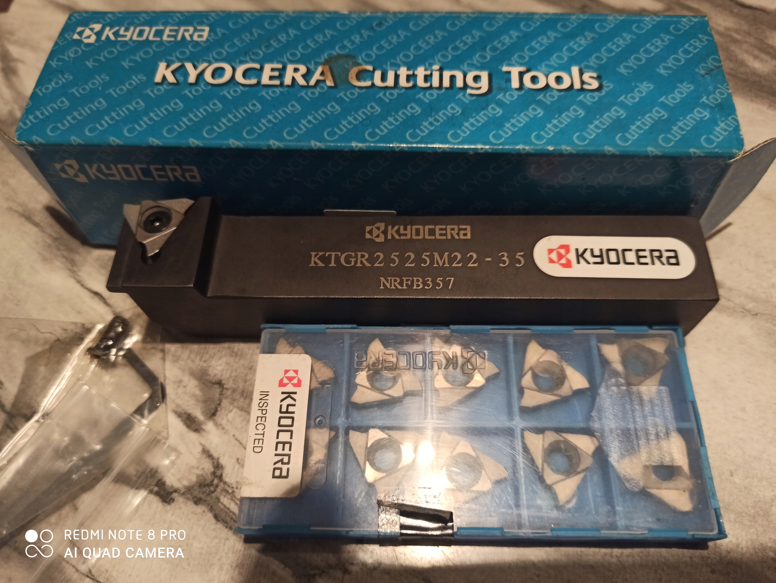 DOSKY TG43R400 + Nôž KTGR 2525 M22-35 KYOCERA