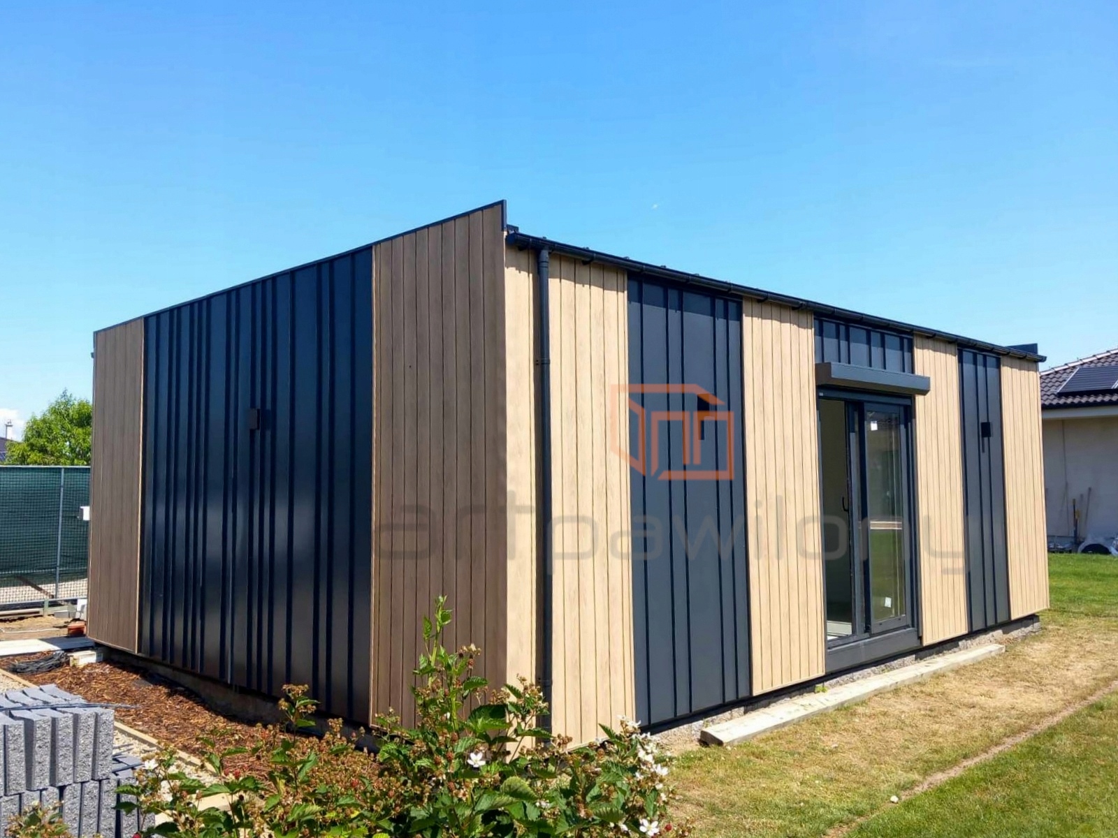 Nádoba 8 x 6 m