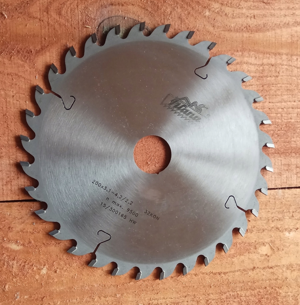 Kotúčová píla na skórovanie 100x3,5-4,5 / 2,5x22 20z