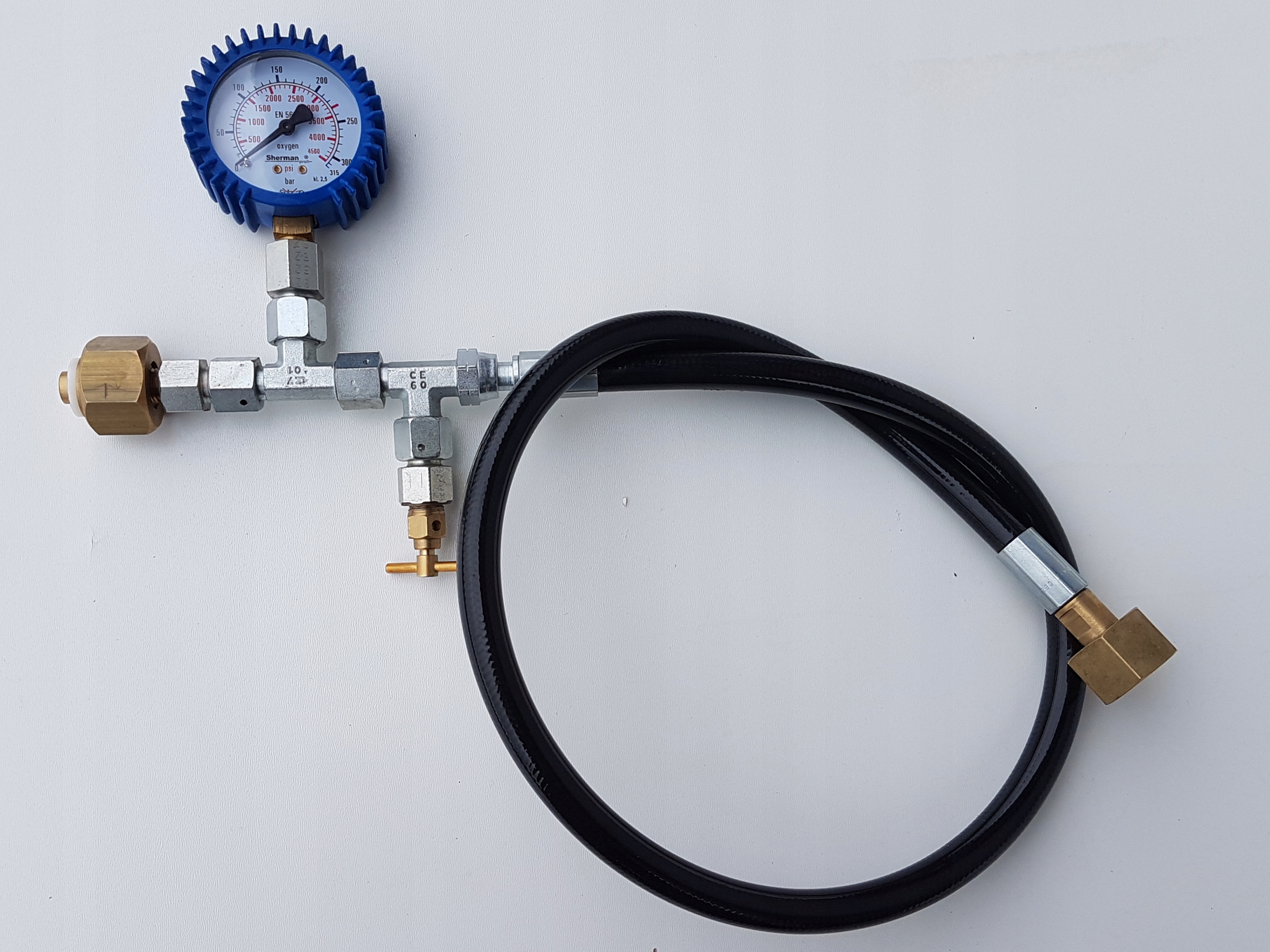 Prepínač prenosu kyslíka + manometer 315 bar + ventil L-2000