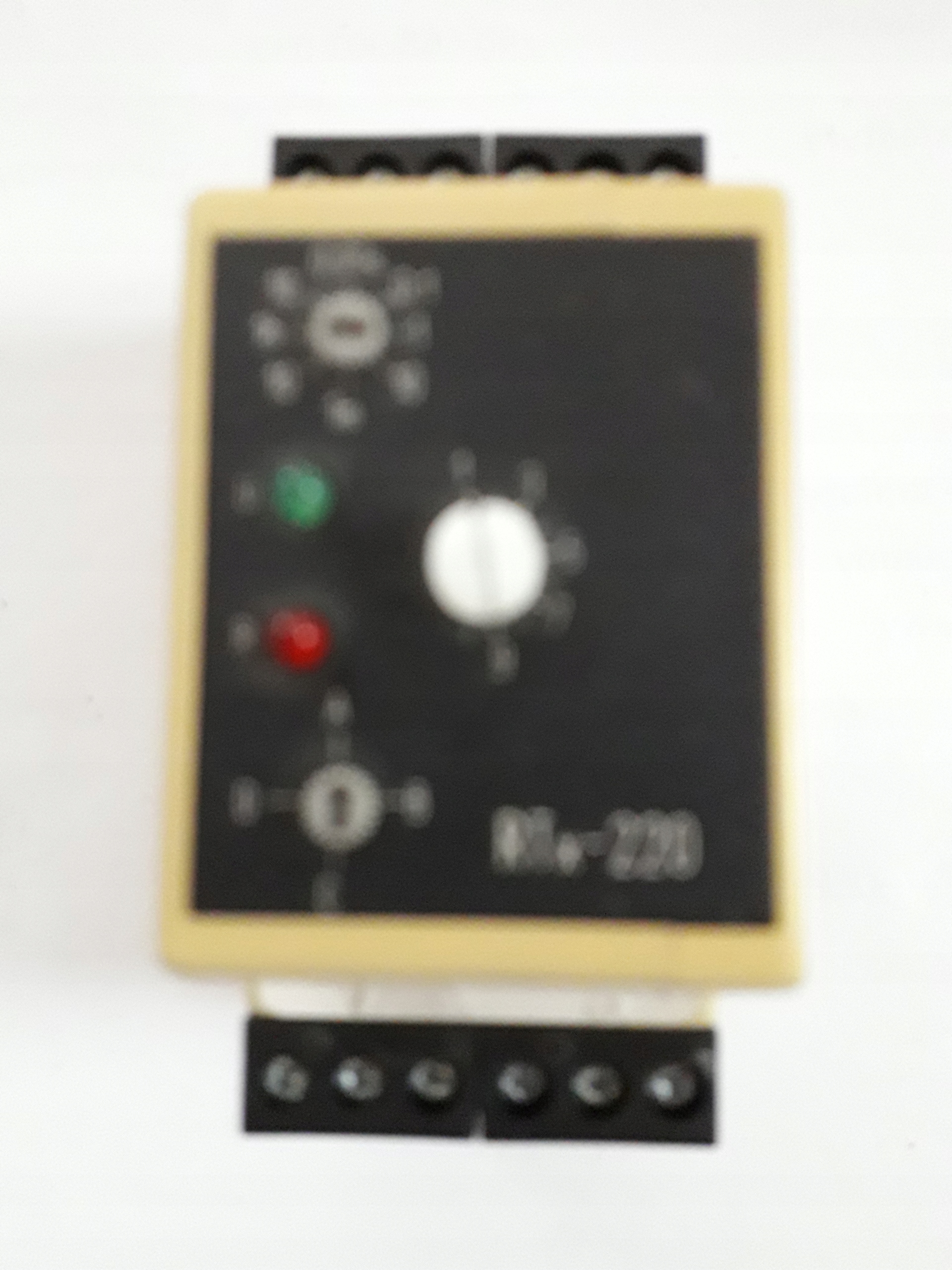 Relé REX-220 0,01 s-10 h