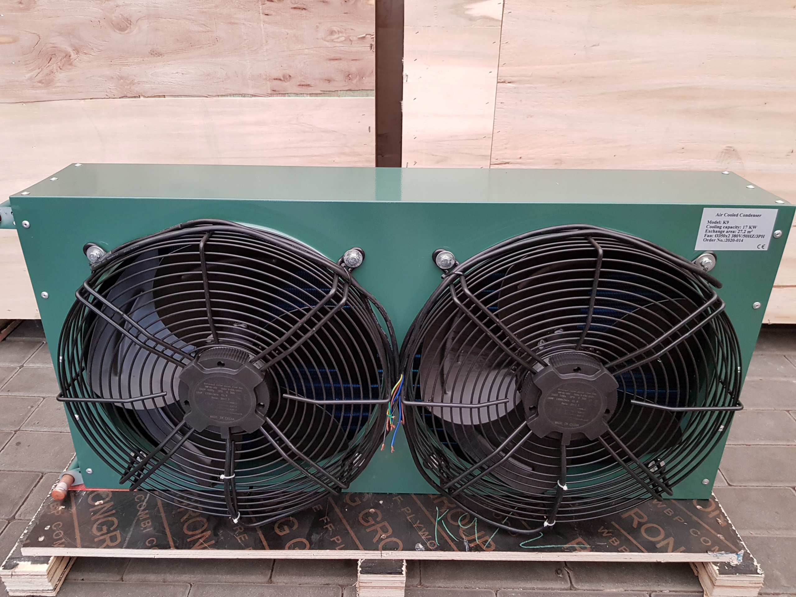 CHLADIACI KONDENZÁTOR, RADIÁTOR, VÝMENNÍK TLAKU K9, 17kW