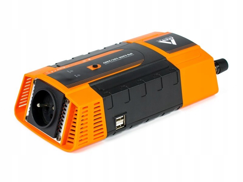 Prevodník napätia vozidla 12 VDC / 230 VAC