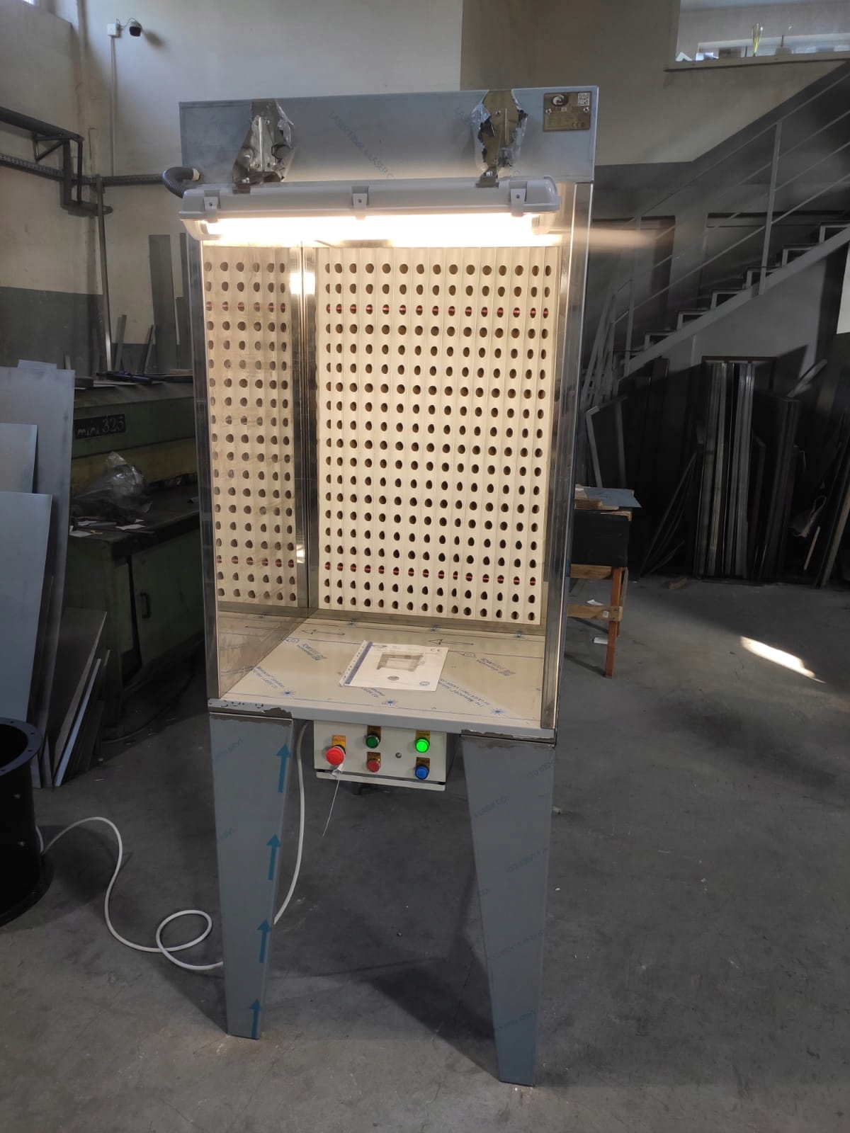 Farba, odsávanie, farba steny 800x1000mm