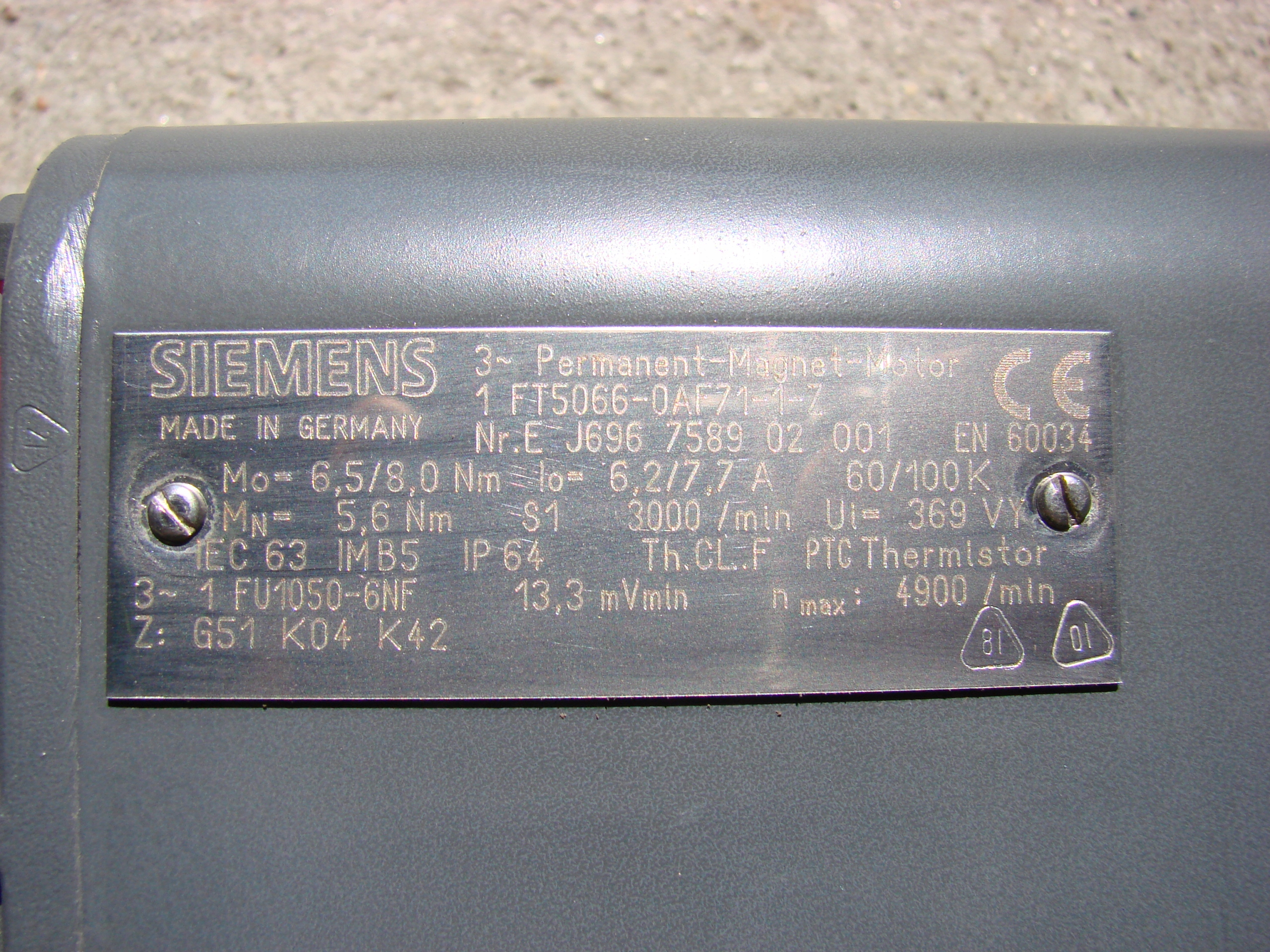 Servomotorový motor Siemens 1FT5066-OAF71-1-Z