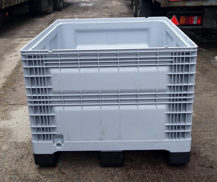 Plastové boxy PAX na lyžinách