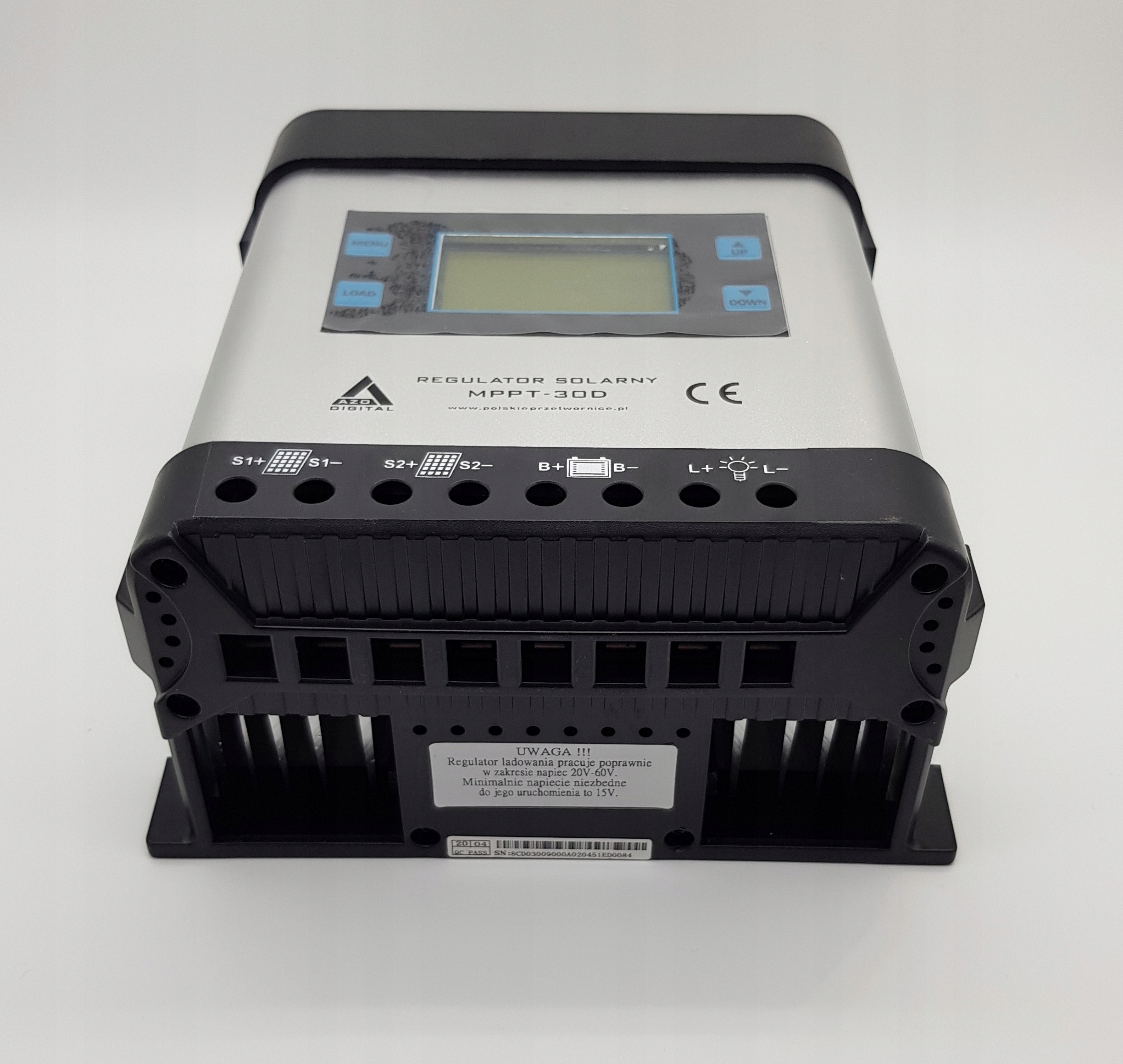 Solárny regulátor nabíjania MPPT 12V / 24V 30A