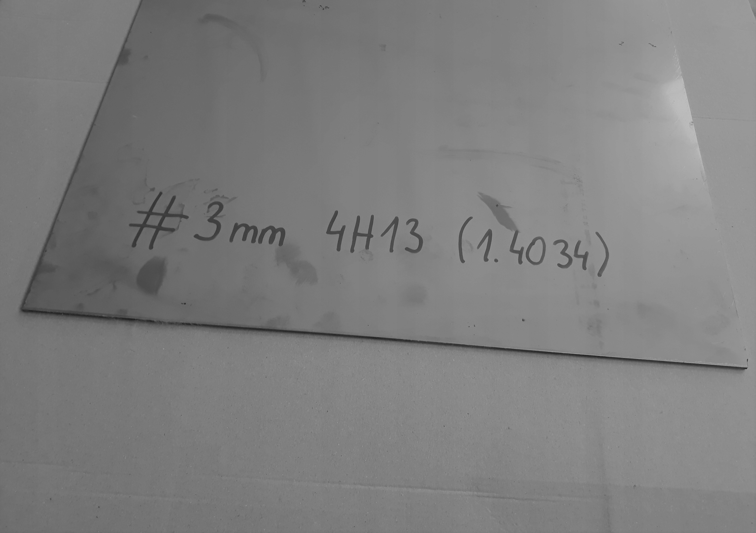 Oceľ 4H13 / 1,4034, tvar # 3x100x400 mm