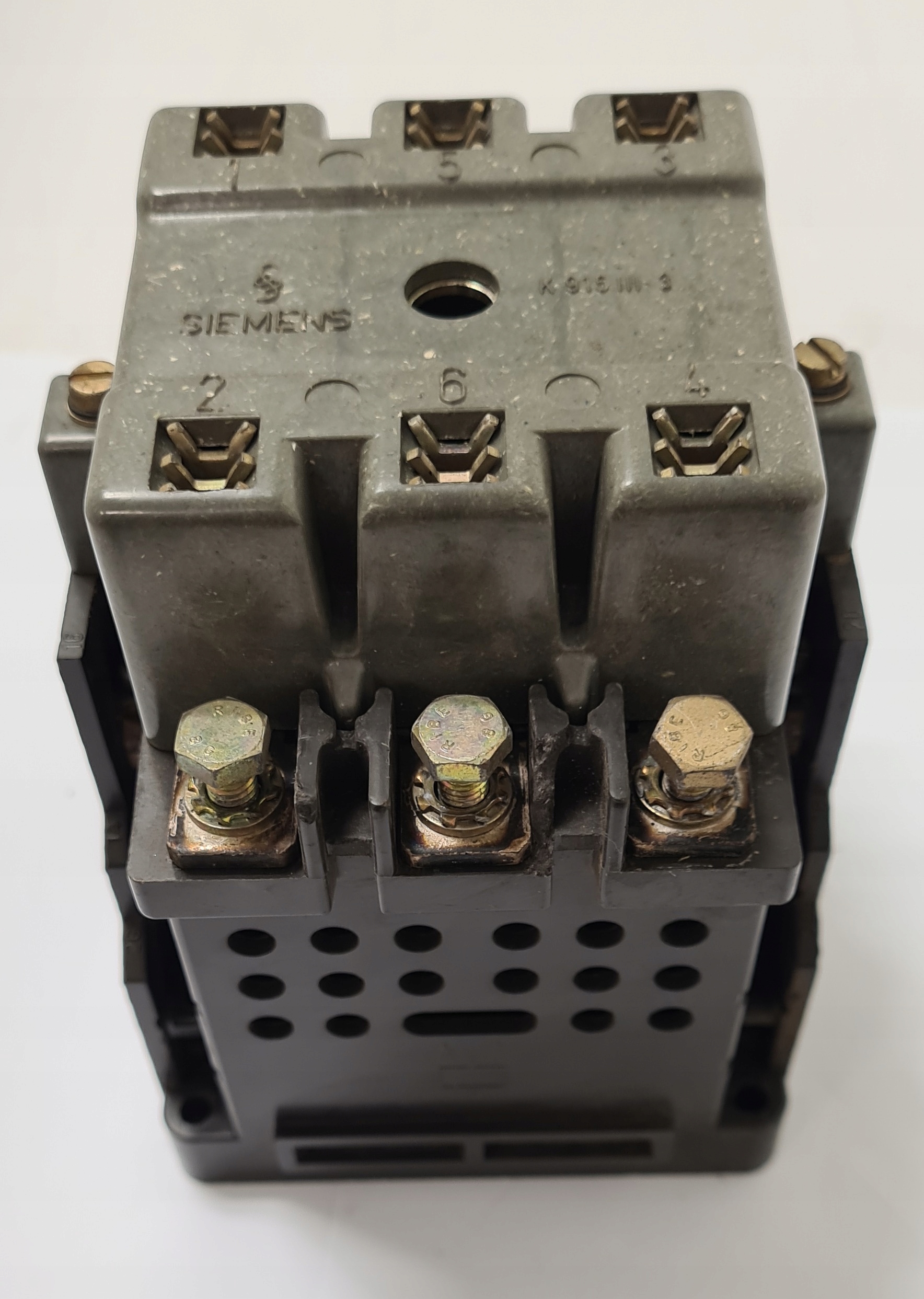 Stýkač Siemens K 915 III-3 220V