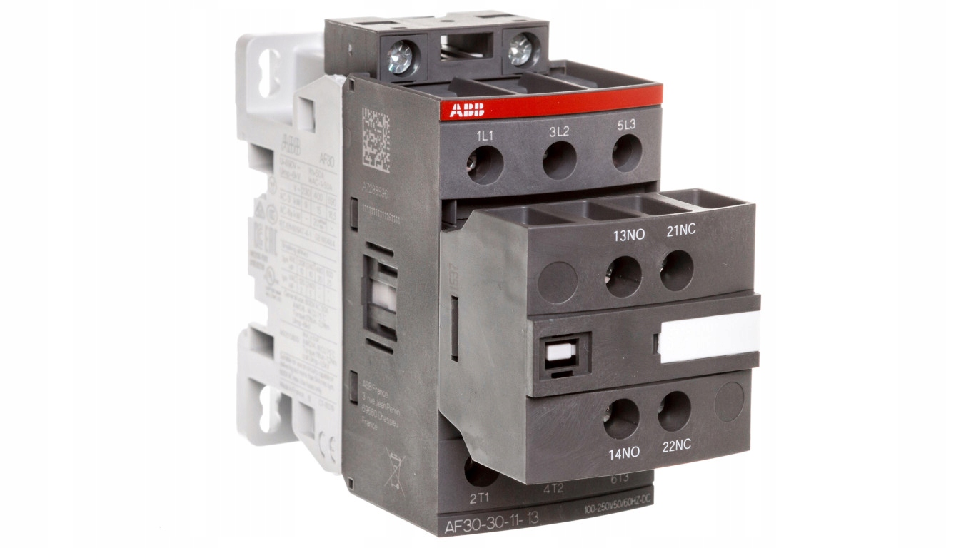 Výkonový stýkač 32A 3P 15kW 100-250V AC / DC 1Z 1R AF3
