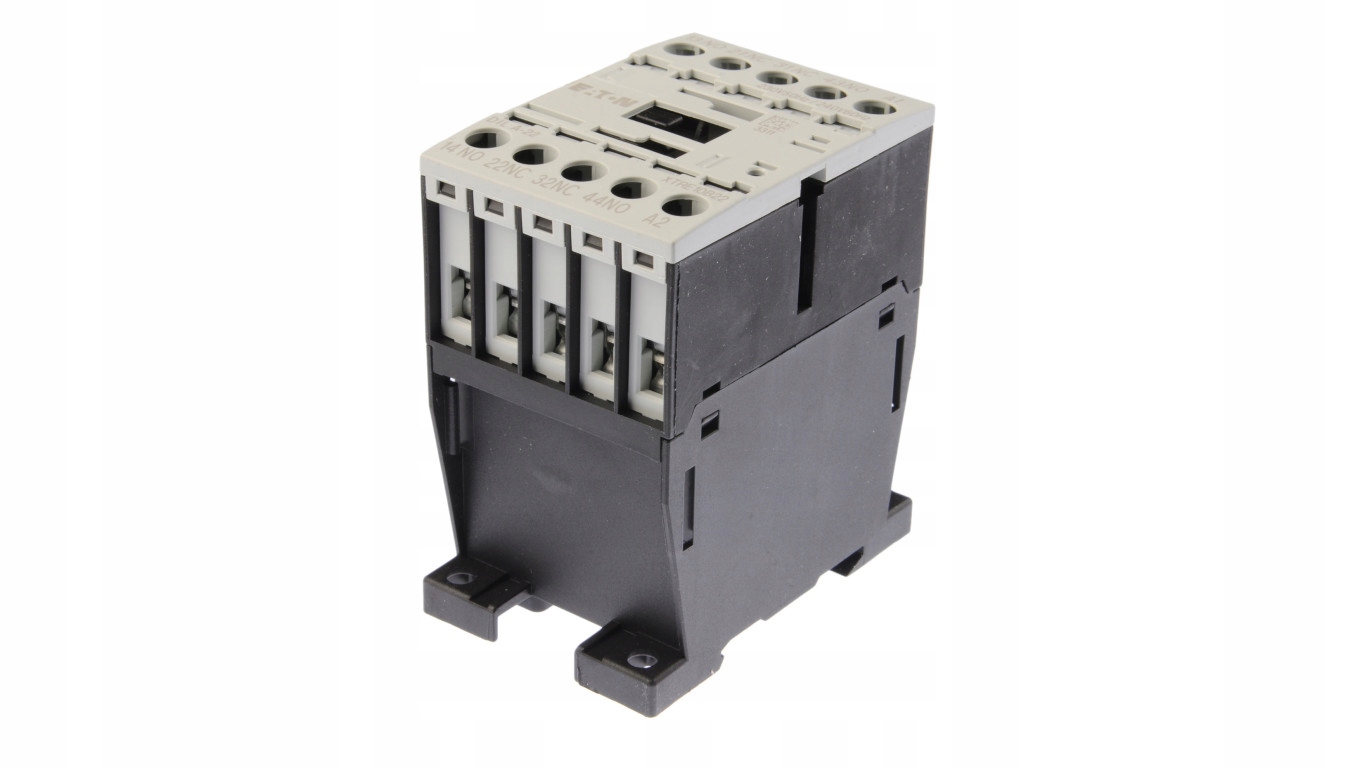 Pomocný stýkač 4A 2NO 2NC 230V AC DILA-22 27639