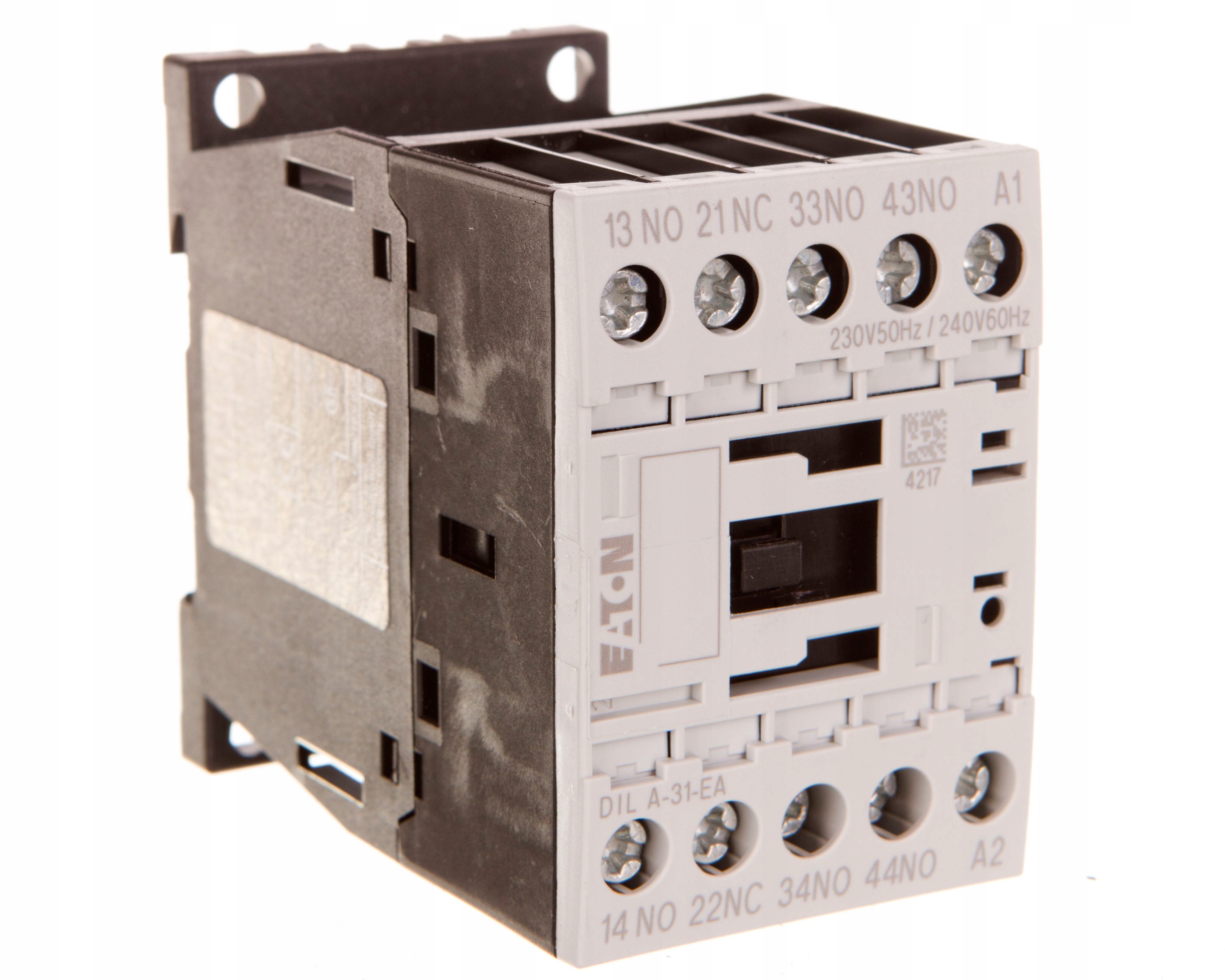 Pomocný stýkač 4A 3 NO 1 NC 230V AC DILA-31-EA