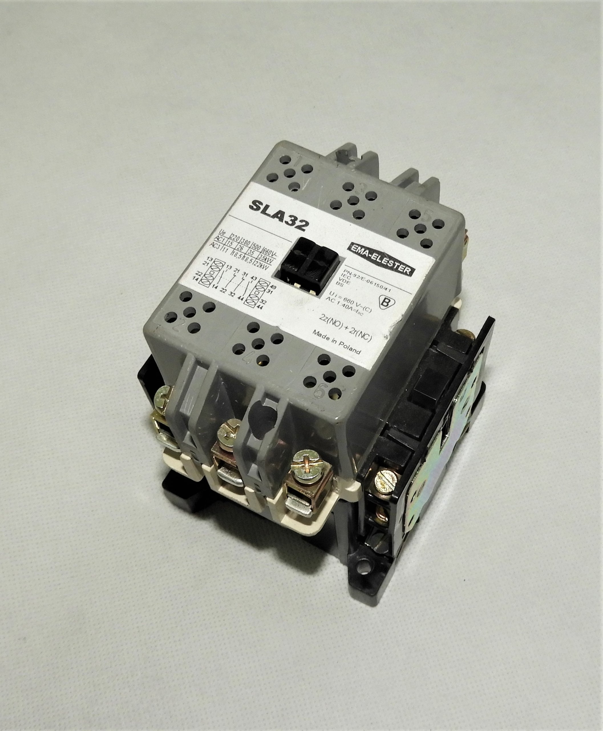 SLA stykač 32 40A 127V 50 Hz F.DPH