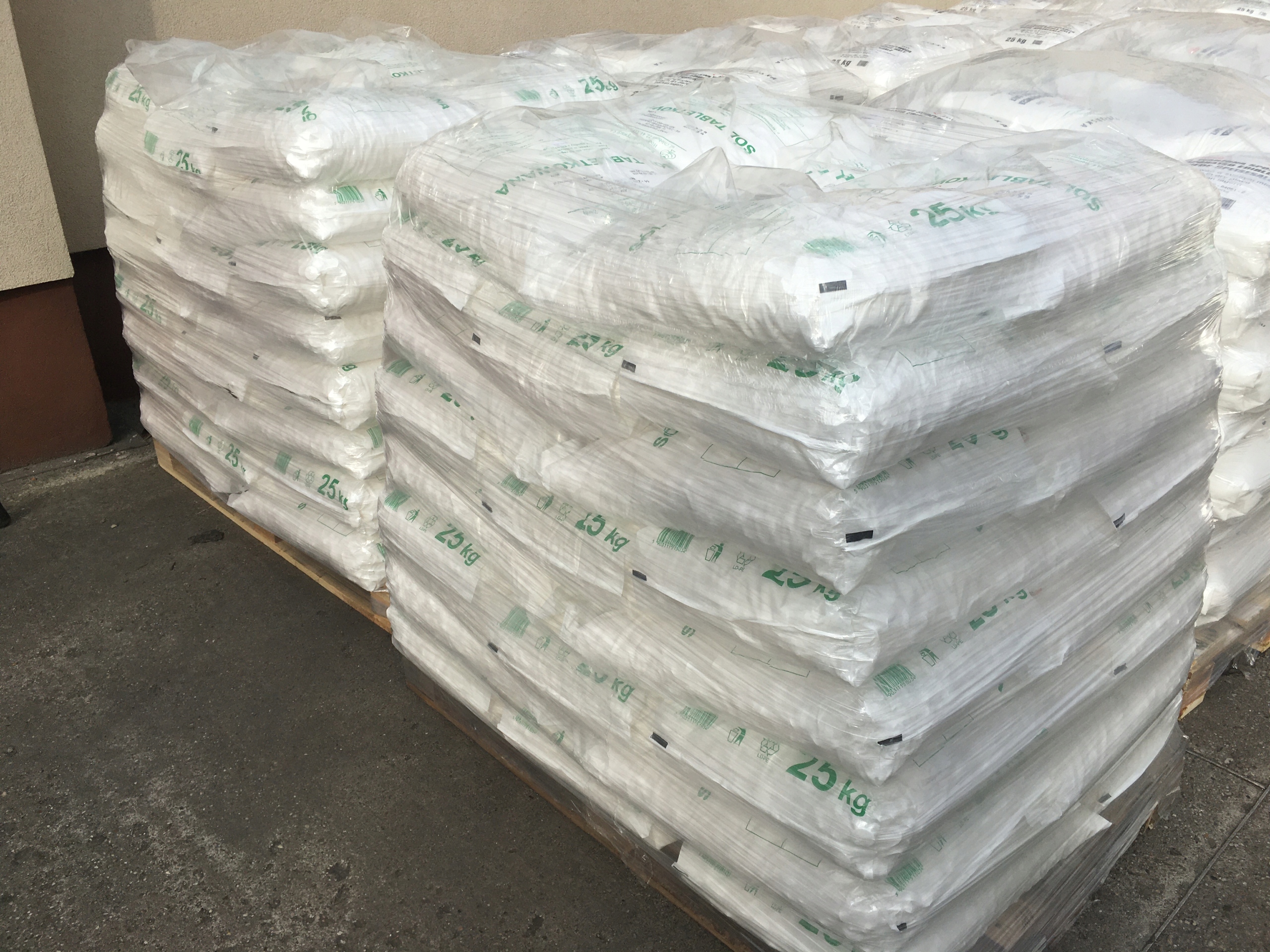SOLNÉ TABLETY SOĽNÝ TABLETOVÝ ZMÄKČOVAČ VODY 1000KG