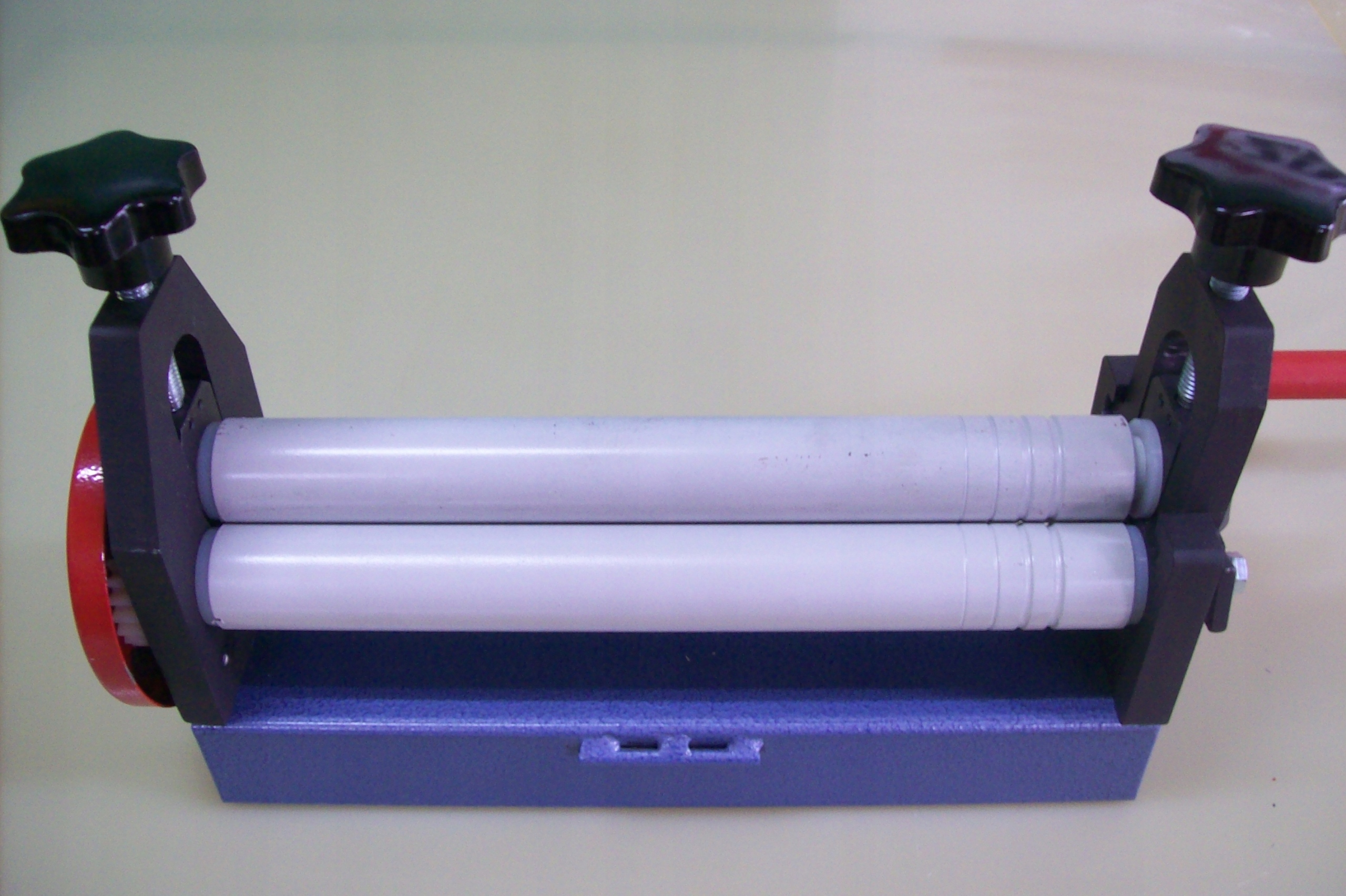 2 mm valcovňa plechov ZW-300/2