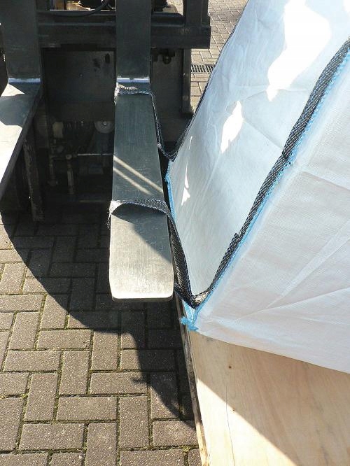 BigBags 1350 kg 4 rúčky 2 spodné rúčky
