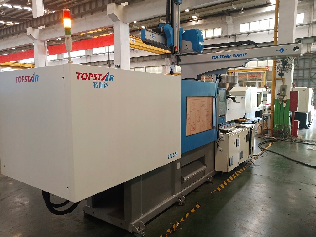 Vstrekovací lis TOPSTAR EVA120 - SERVO - HIT!
