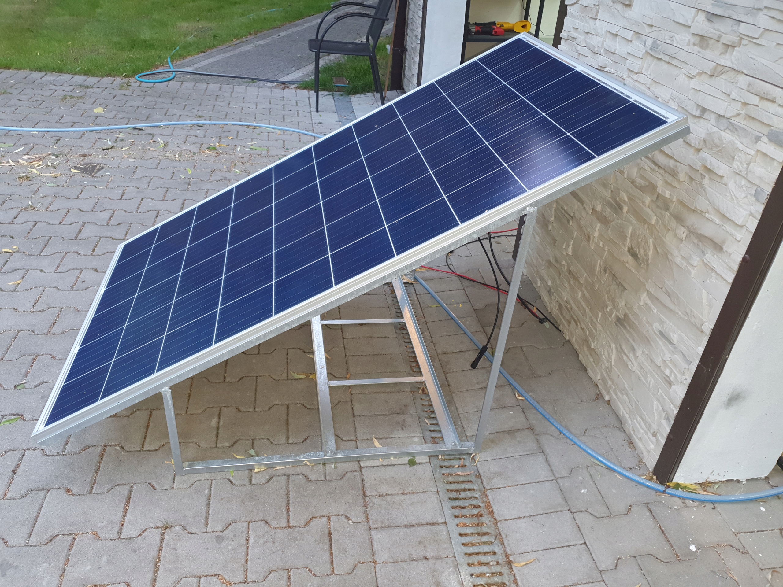 PV KIT Fotovoltaický predradník s plochou strechou 1 panel