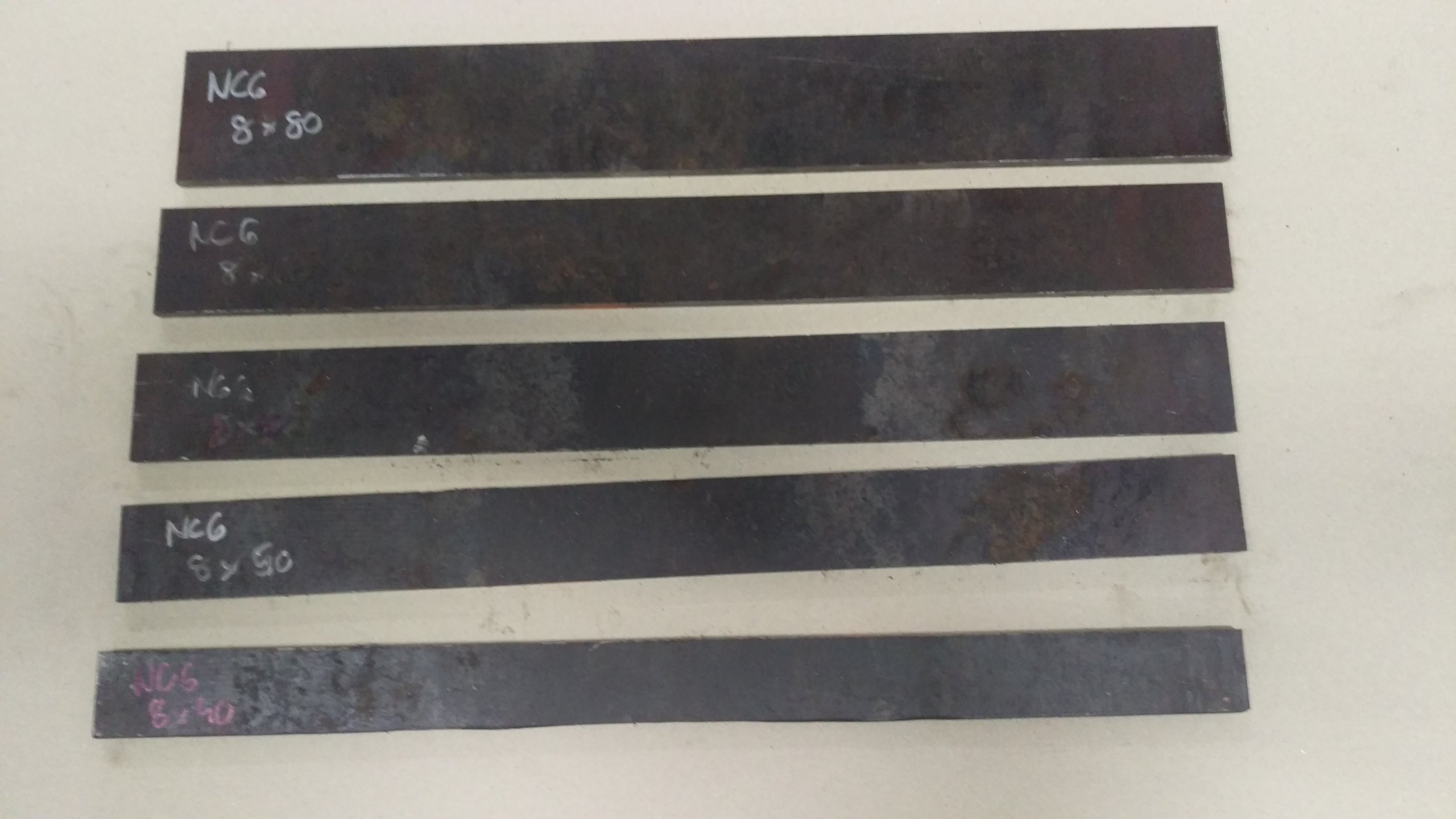 Plochá lišta NC6 8x80x610mm