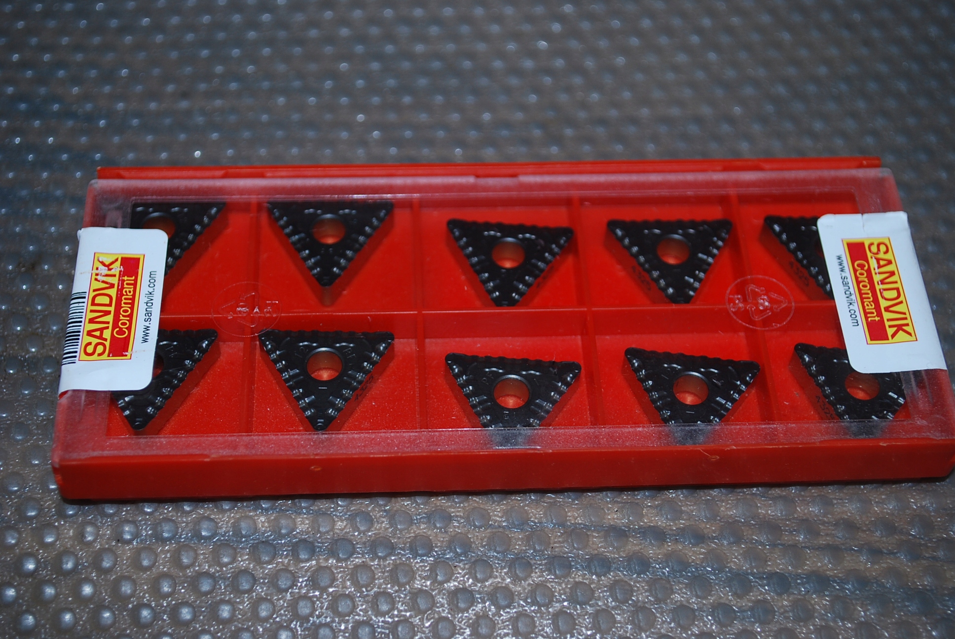 tanier TNMG 220412 PF 4325 -10ks Sandvik