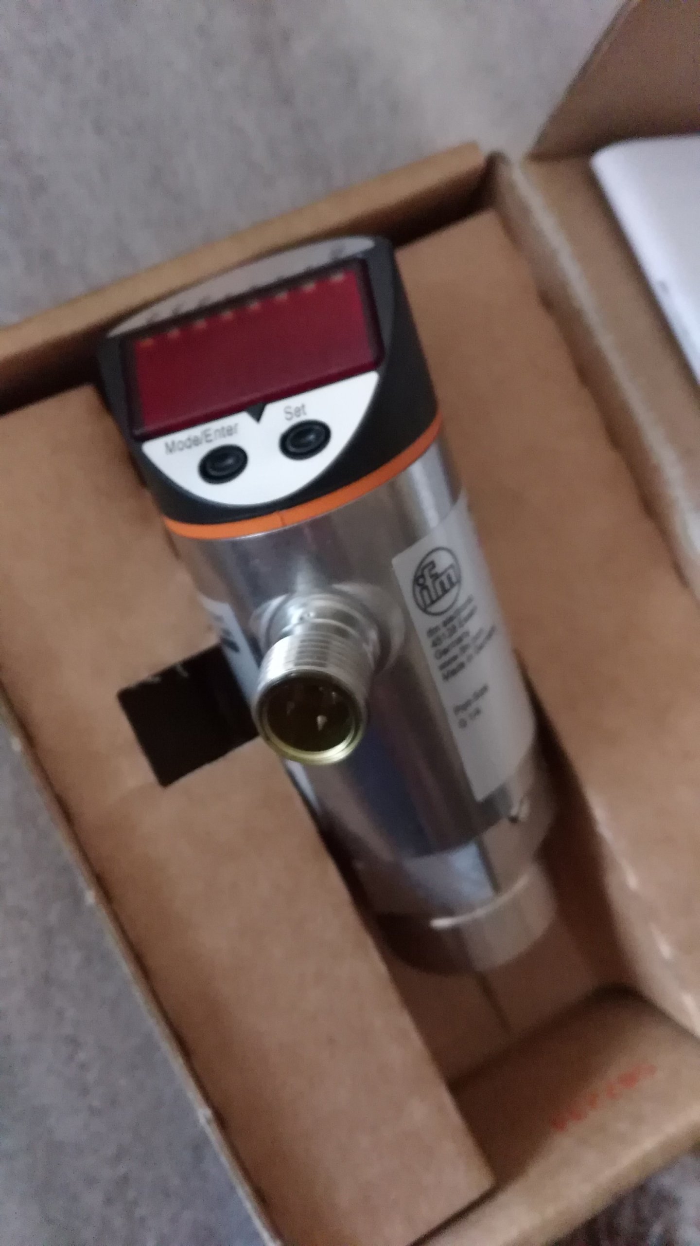 tlakový spínač tlakový senzor ifm electronic