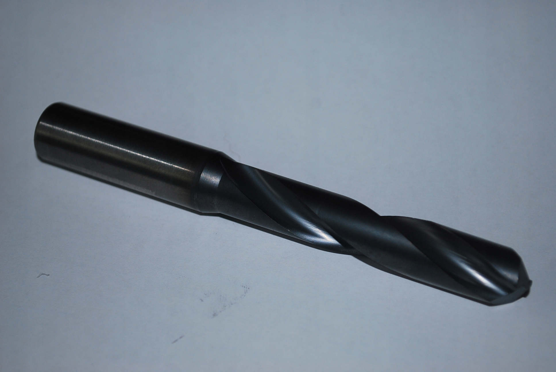 karbidová vŕtačka 14,2 x 5d L130 / 76 VHM